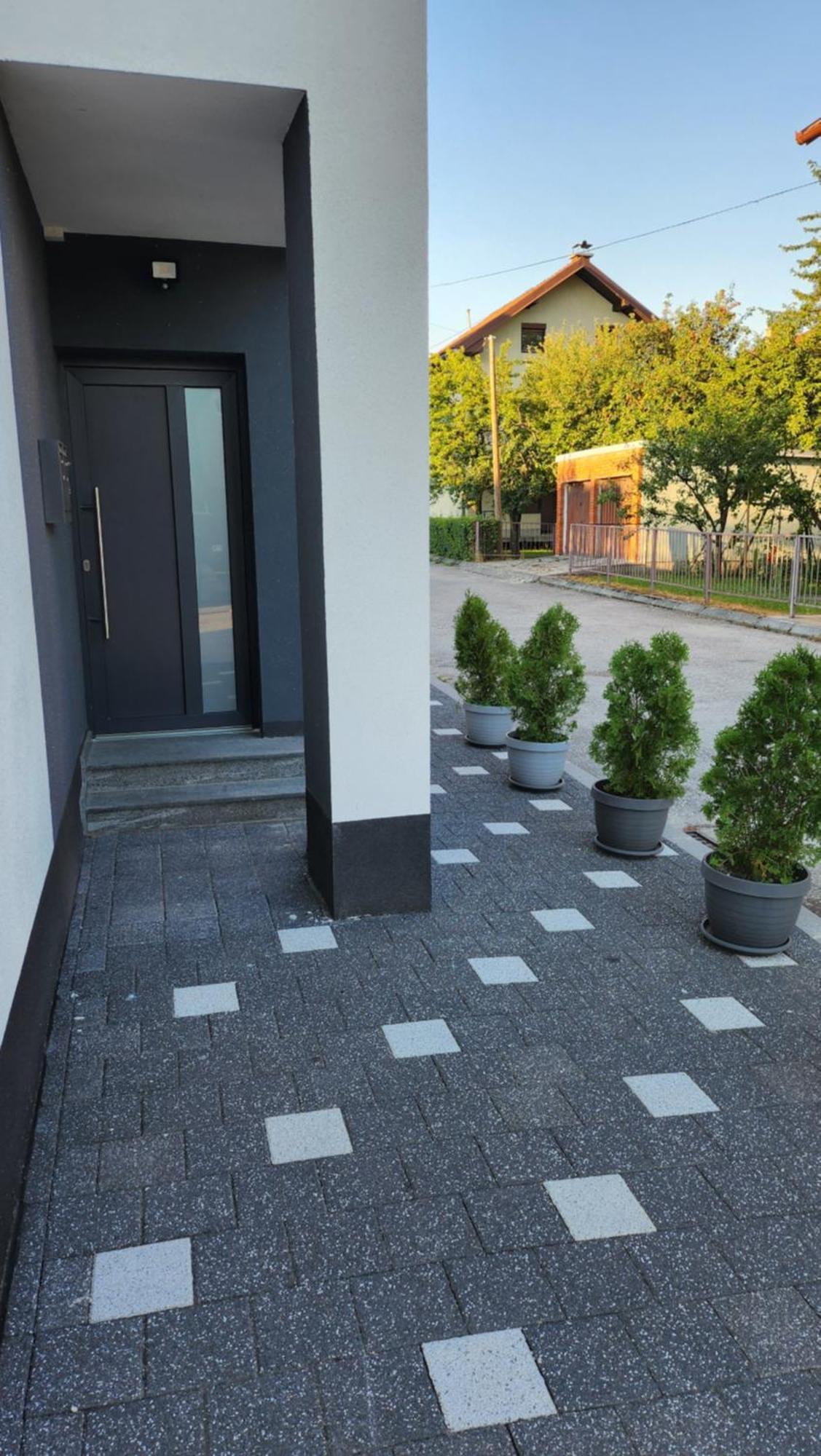 Dobrinja - Free Parking- Rent A Car Apartment *