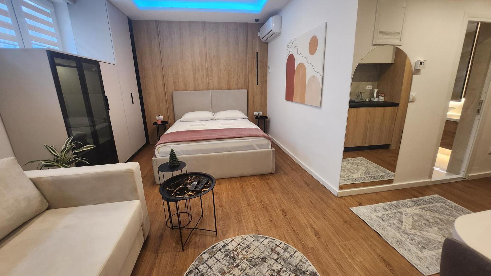 Apartment Dobrinja - Free Parking- Rent A Car