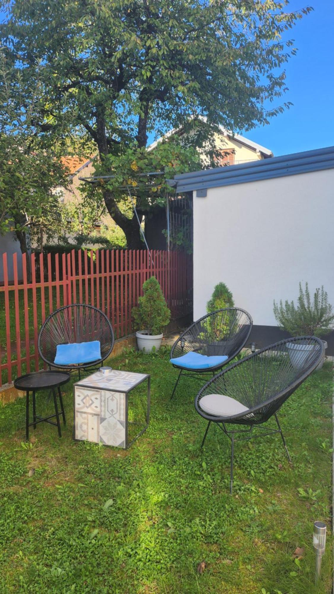 Apartment Dobrinja - Free Parking- Rent A Car Sarajevo